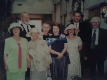 Much loved and missed Nanny and Papa grove